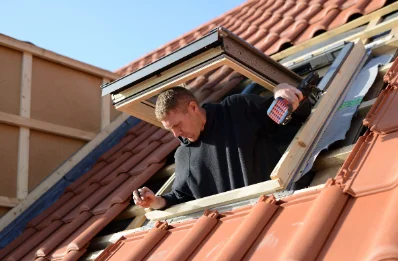 Pose de fenêtres de toit Velux à Coulombs